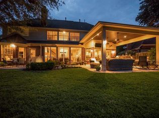 3010 Oakland Dr, Sugar Land, TX 77479