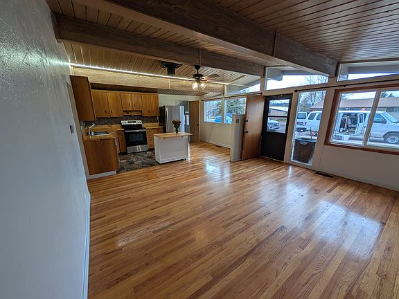 2nd image of 1210 Fetterman Dr