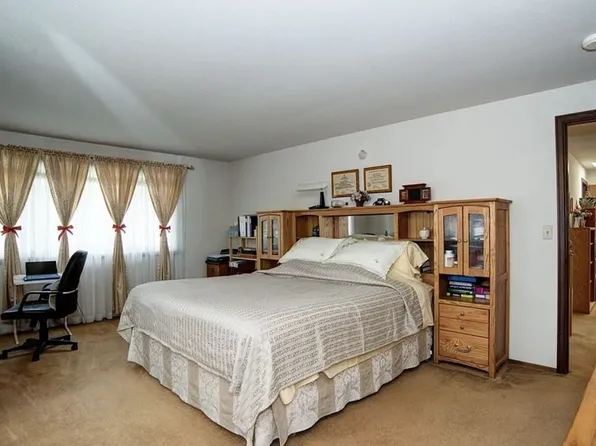 (undisclosed Address), Bellevue, WA 98007