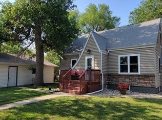 625 Lake St, Clinton, MN 56225