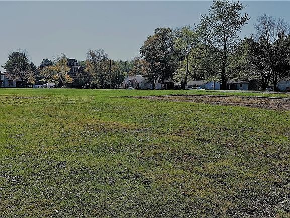 4th image of 5 Chestnut St Lot 382