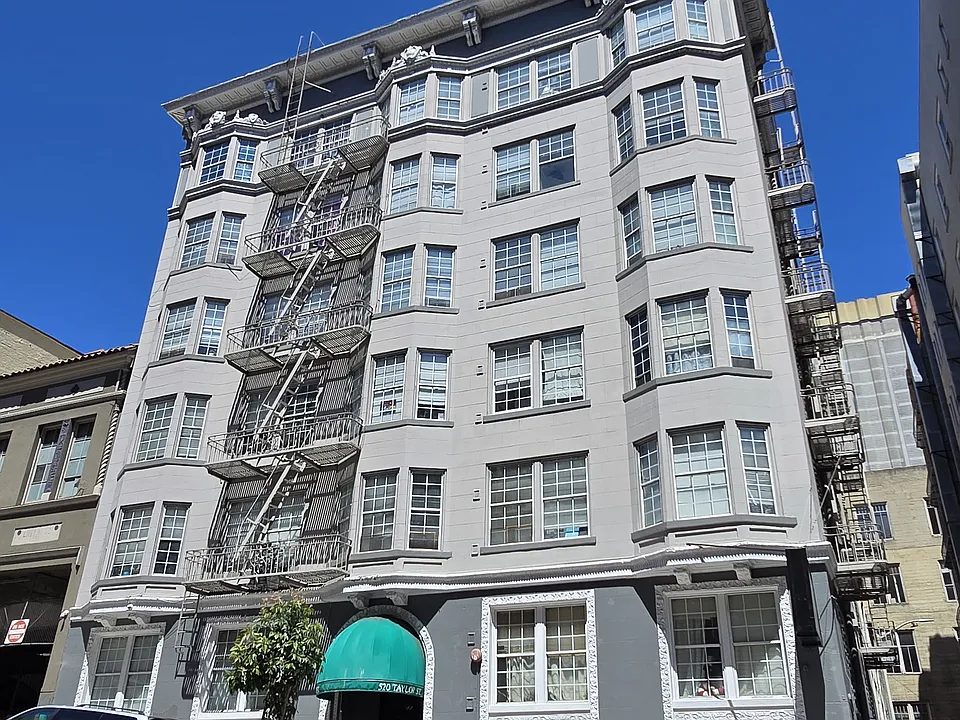 520 Taylor