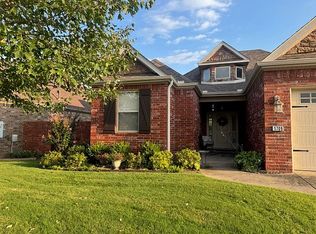 5709 Sant Antonio Ave, Springdale, AR 72762