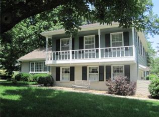 5630 W 84th Ter, Overland Park, KS 66207