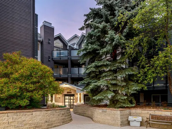 20 W Sierra Morena Mews SW #118, Calgary, AB T3H 3K6