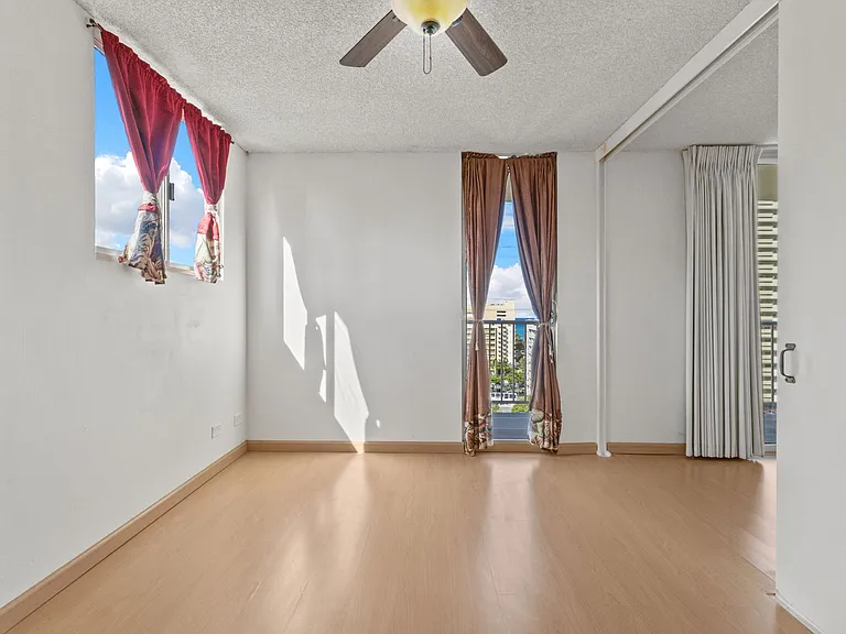 2452 Tusitala St #1405 — Photo 13