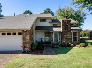 9808 Jenny Lind Rd, Fort Smith, AR 72908
