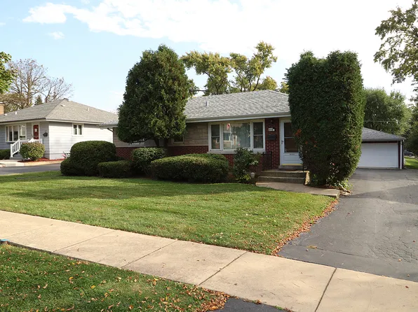 15 8th St, Downers Grove, IL 60515