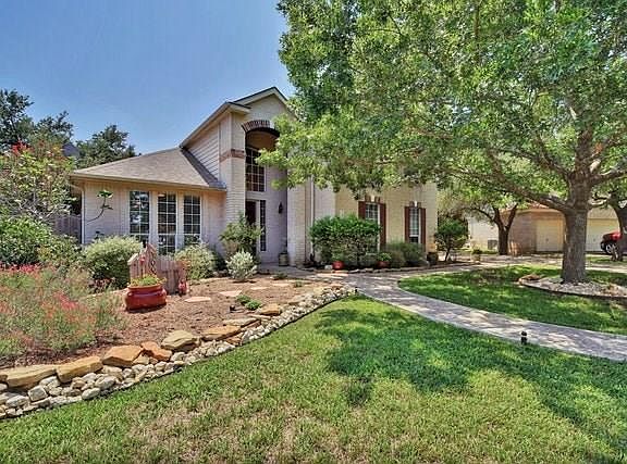 2nd image of 30028 Oakland Hills Dr