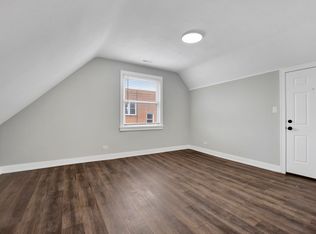3040 W Medill Ave #3, Chicago, IL 60647
