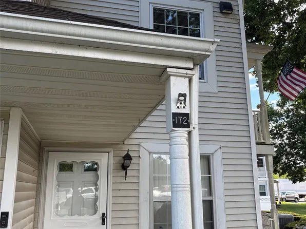 172 Fairview Circle, Middle Island, NY 11953