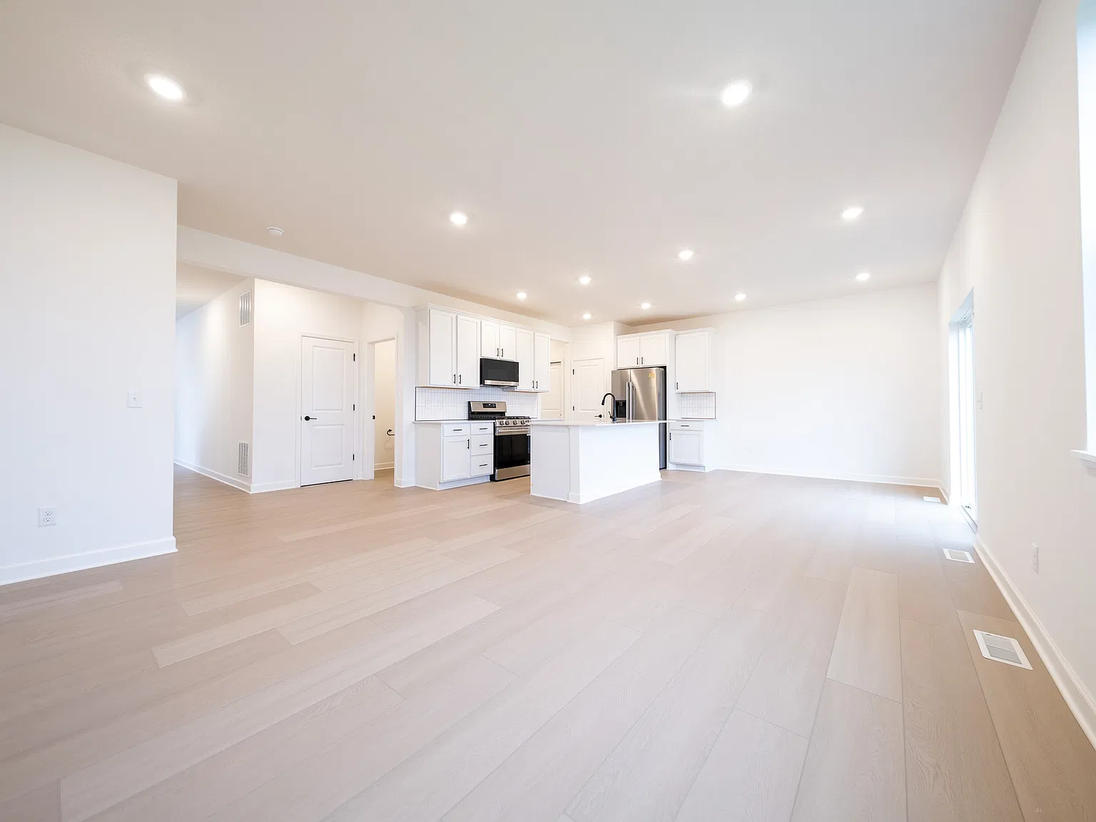 Isla Way, Rogers (22361) Mj Er1 *Hwp* - 1 — Photo 4