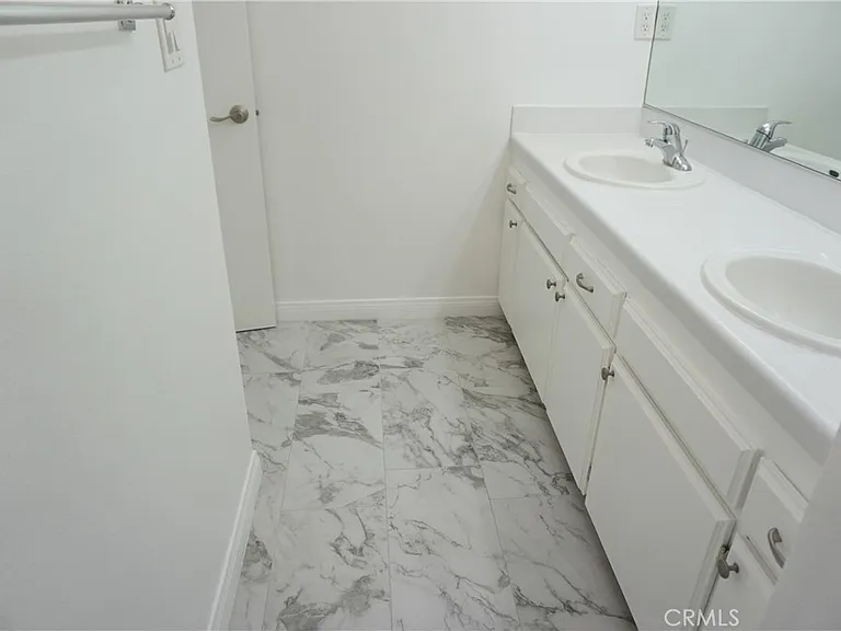 4610 Densmore Ave #20 — Photo 28