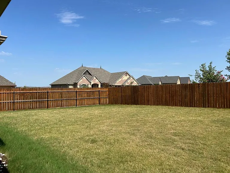 8313 SW Castlestone — Photo 16