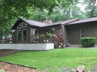 103 Maple Ln, Denver, IA 50622