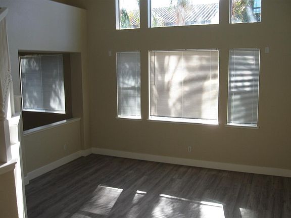 5th image of 2200 Bastona Dr