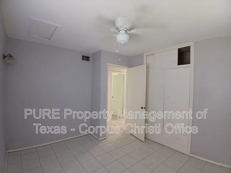 4701 Prinston Dr — Photo 12