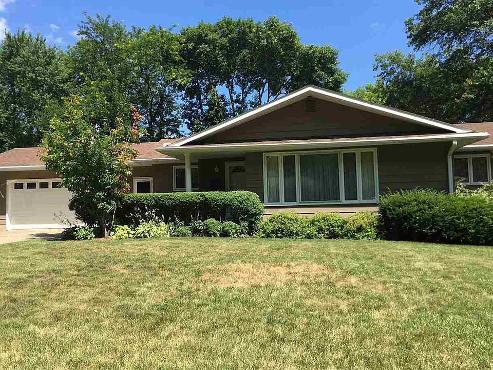 1st image of 114 Pleasant Dr