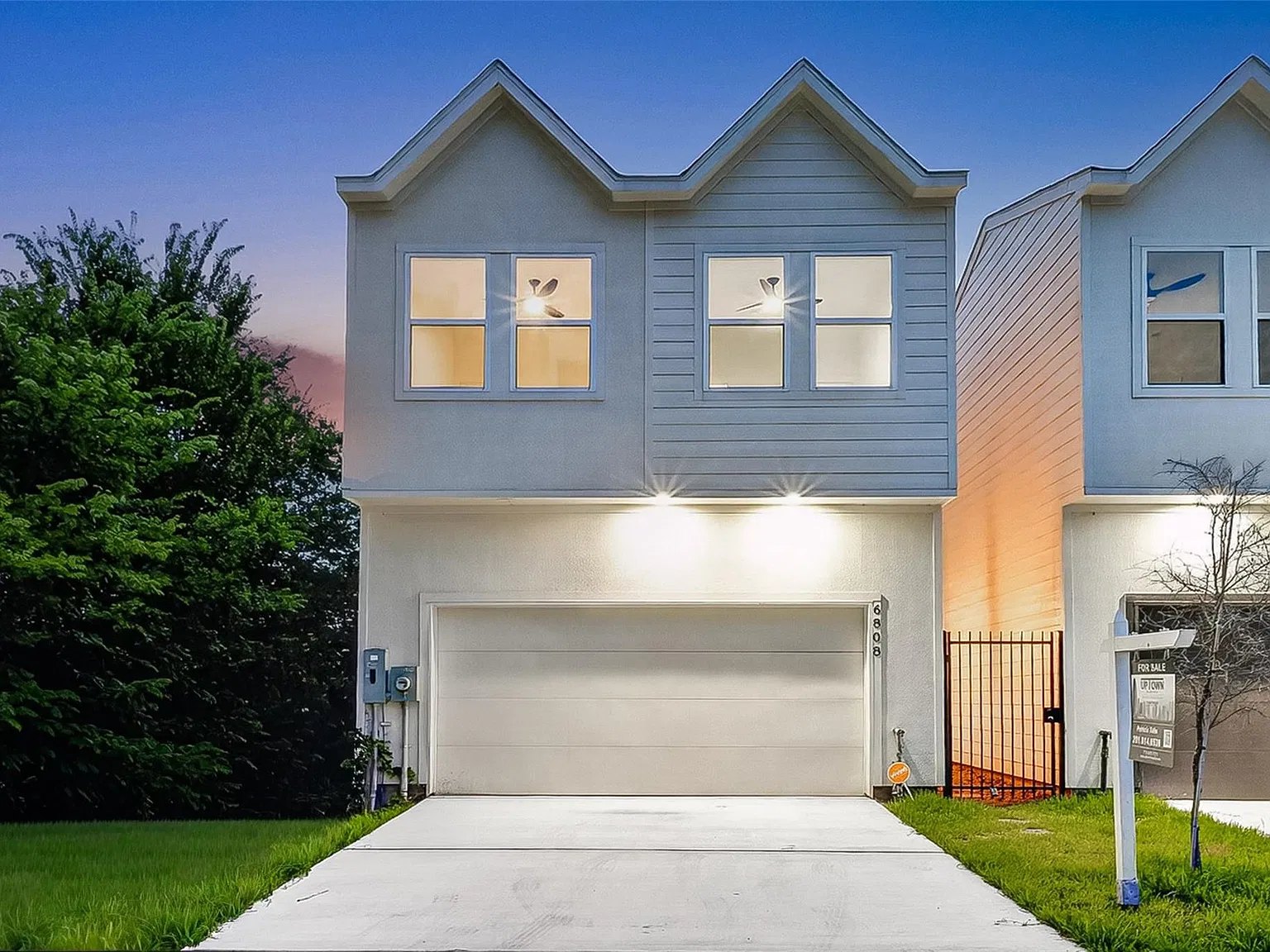 3 bed, 3.5 bath, 1921 sqft, $2,449 — Photo 1
