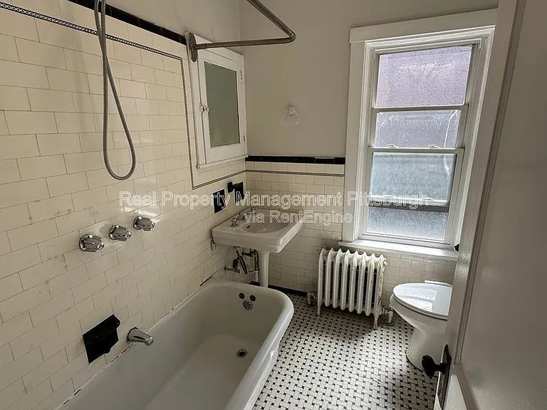 5622 Darlington Rd — Photo 13