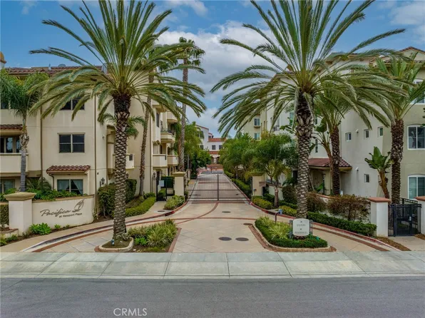 401 Bernard St Unit 202, Costa Mesa, CA 92627