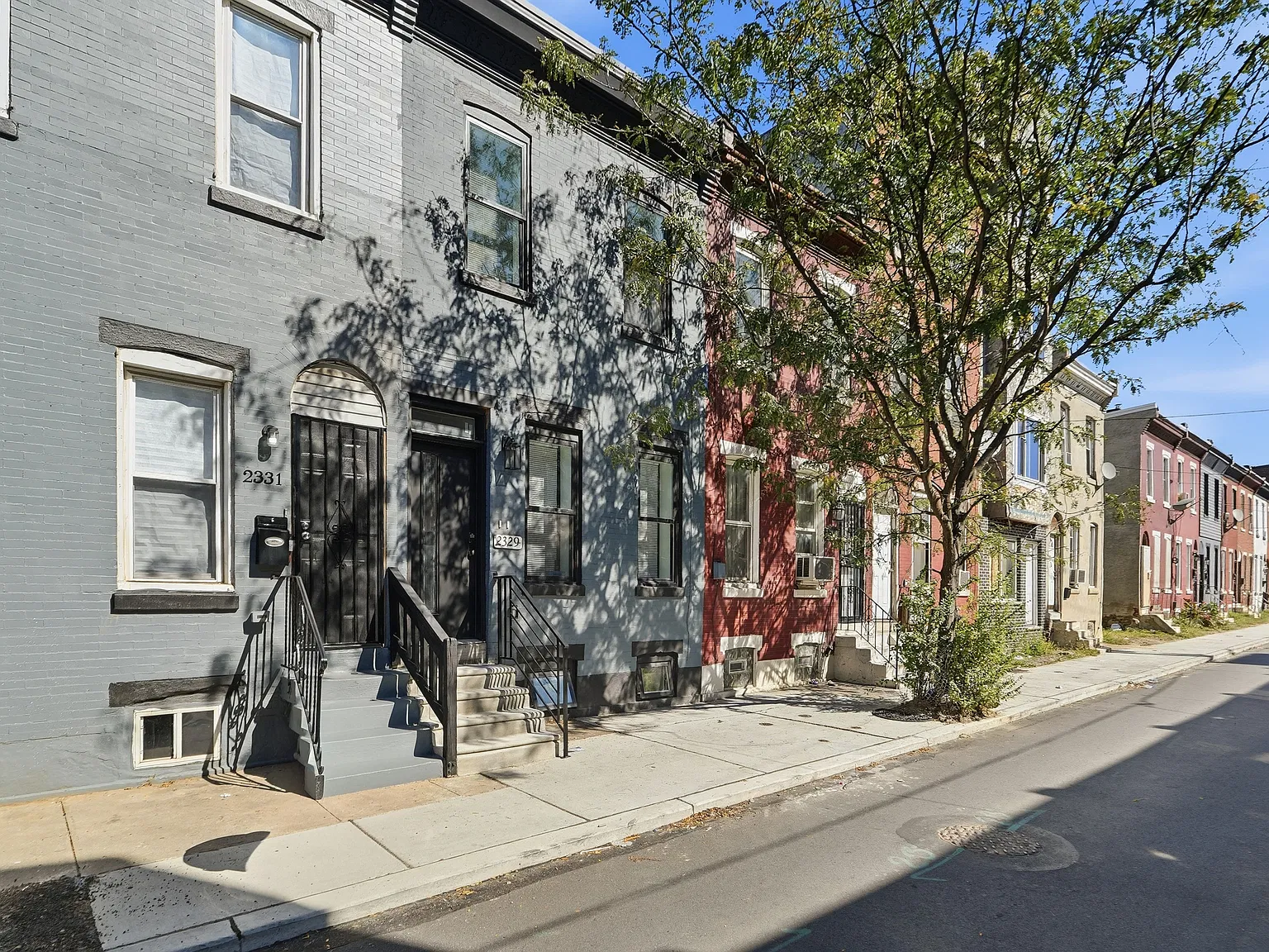2329 Turner St — Photo 2