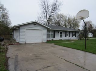 212 Willard St, Waupaca, WI 54981