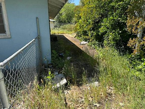 5th image of 3909 Los Gatos Ave