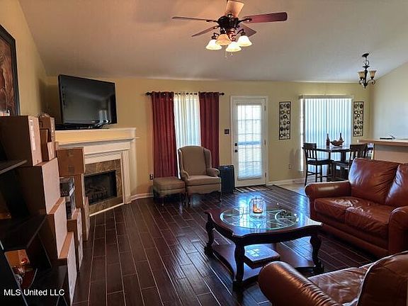 5th image of 2398 Mooneyham Ln