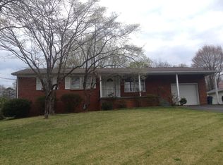3413 Sprucewood Rd, Knoxville, TN 37921
