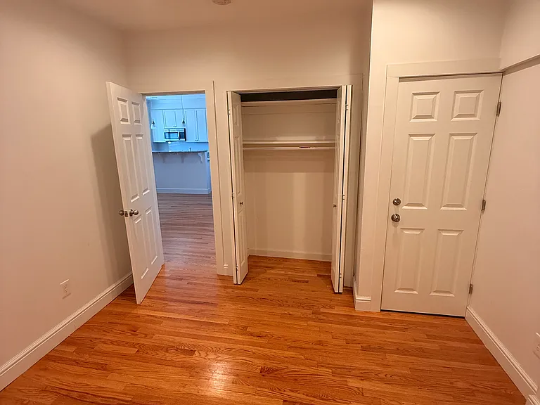 102 Pearl St — Photo 7