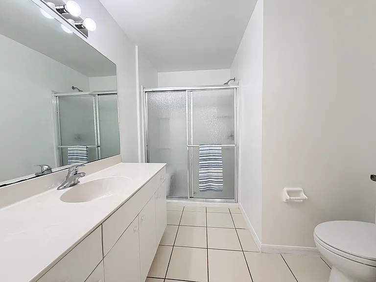 3612 Pine Oak Cir — Photo 8