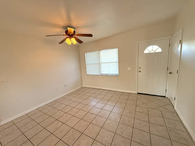 4850 Sutton Ave — Photo 2