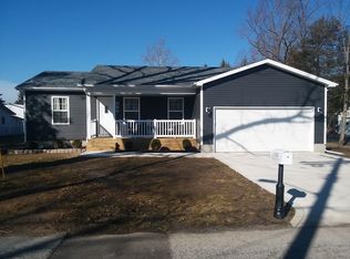 108 Polland Ave, Kouts, IN 46347