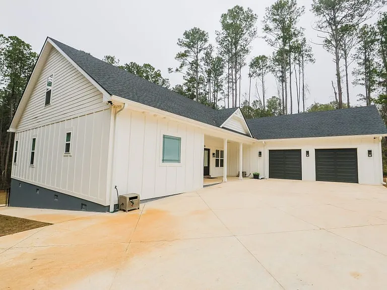 204 Blackberry Ln — Photo 40