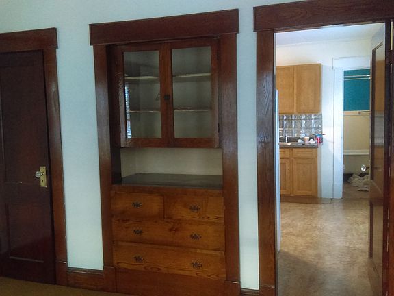 built in china hutch