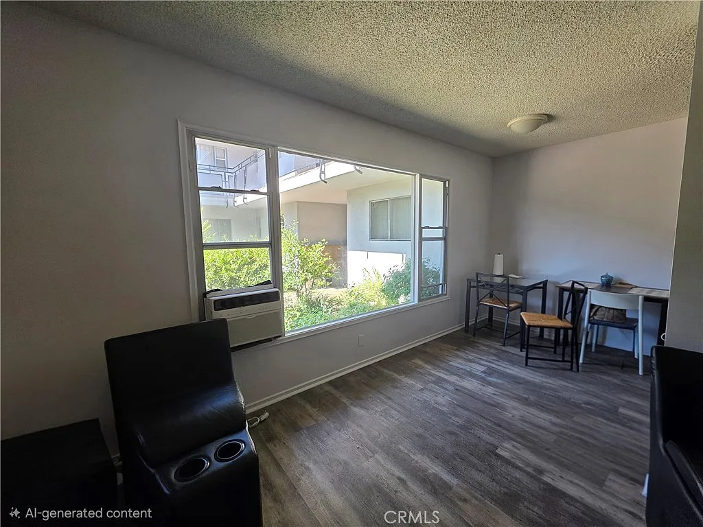 1 bed, 603 sqft, $1,900 — Photo 2