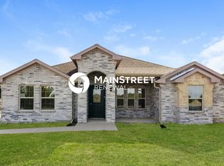 1906 S Uhl Rd, Glenn Heights, TX 75154