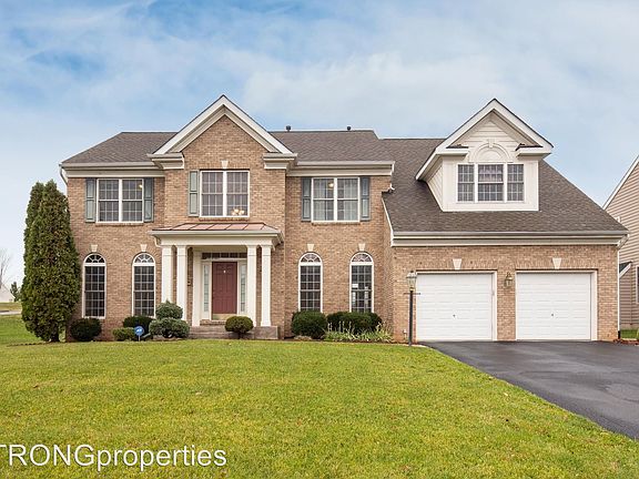 2nd image of 10641 Heron Ridge Ct