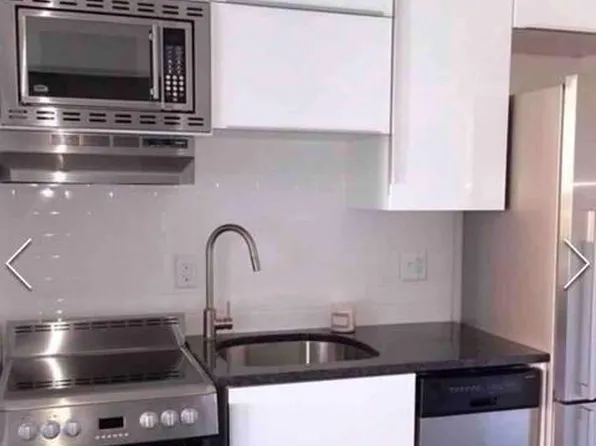 305 Commandants Way #2, Chelsea, MA 02150