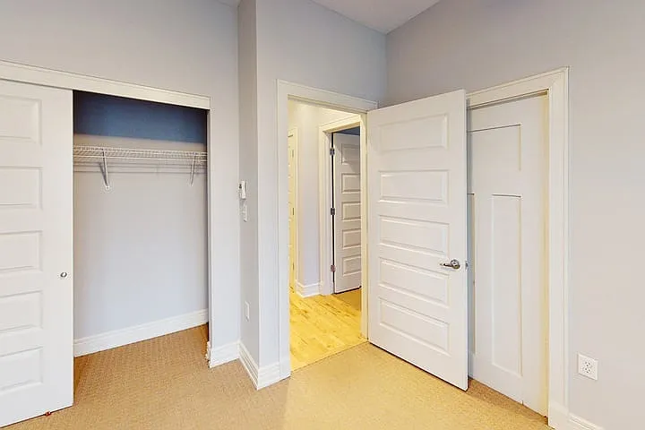 Melrose Apartments — Photo 43