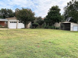 4821 Leslie Dr, Del City, OK 73115