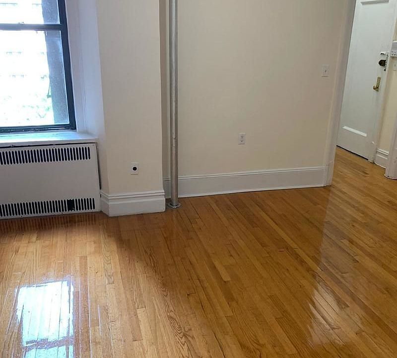 1st image of 220 W 98th St APT 5M