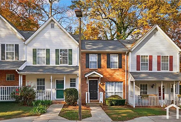 6407 Windsor Gate Ln — Photo 15
