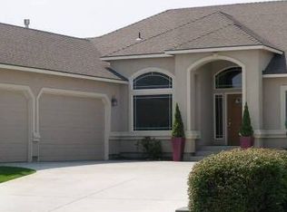 182 Mattis Dr, Richland, WA 99352