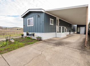 4729 S Pacific Hwy UNIT 12, Phoenix, OR 97535