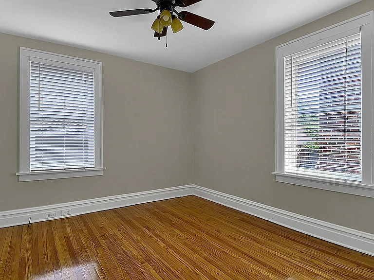 (801) 7009 Amherst Ave — Photo 11