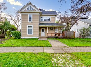 1588 Patterson St, Eugene, OR 97401