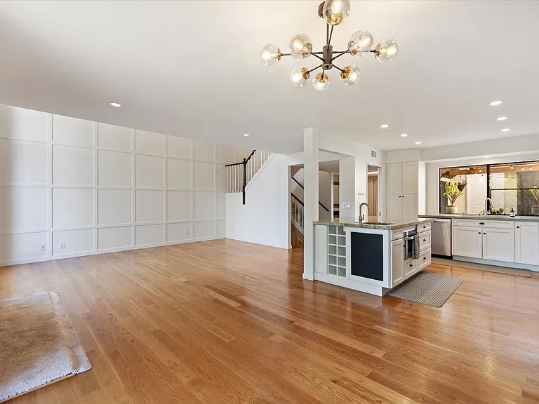9 Heritage Ct — Photo 9