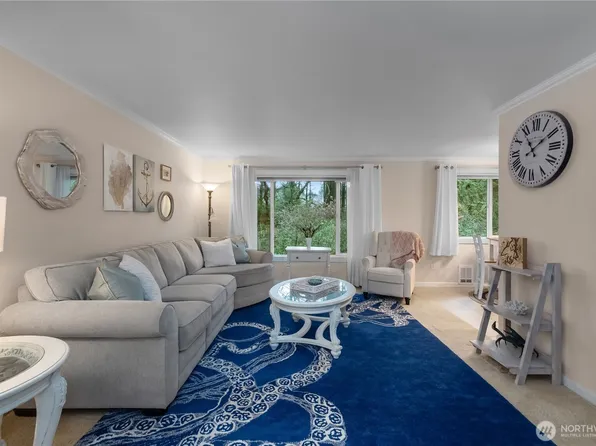 4605 56th Street NW #1C, Gig Harbor, WA 98335